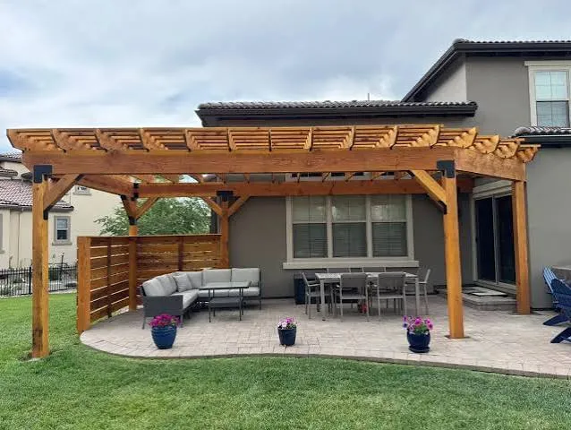Completed pergola project in Fort Wayne, Indiana